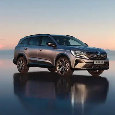 Renault Nuovo Espace. A partire da € 42.400